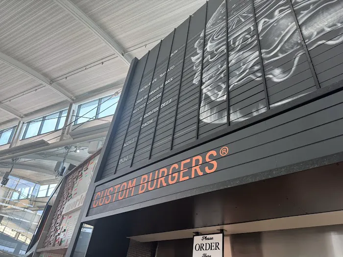 Custom Burgers Picture 5