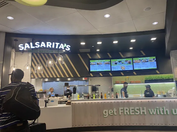 Salsarita's Fresh Mexican Grill Picture 9