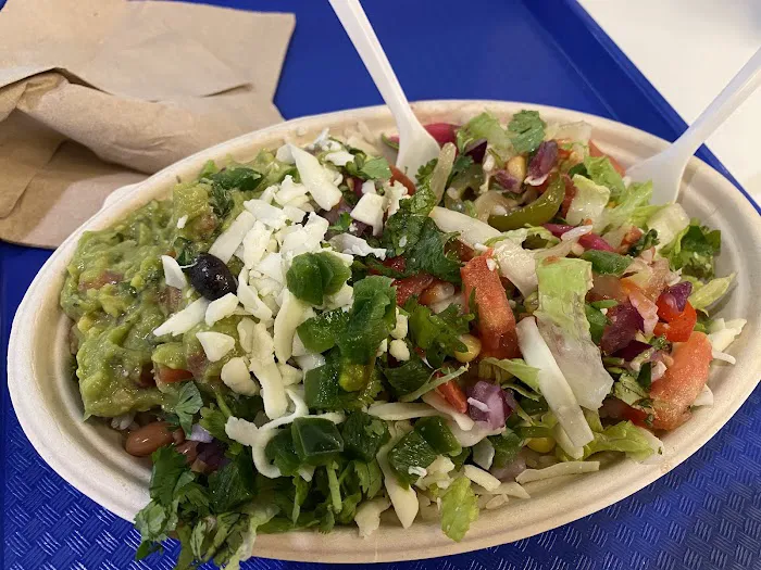 Salsarita's Fresh Mexican Grill Picture 8