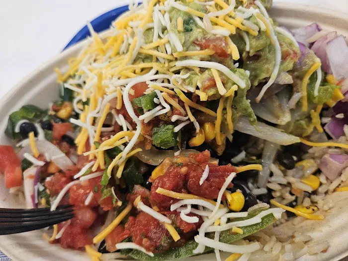 Salsarita's Fresh Mexican Grill Picture 10