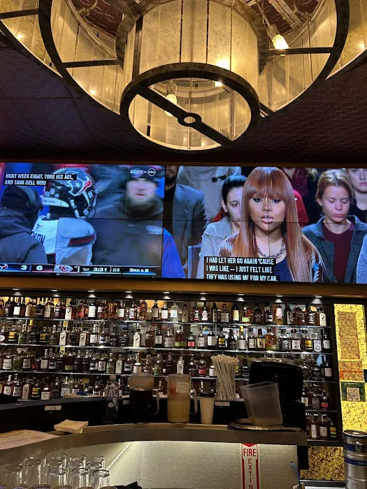 Vesper Tavern Picture 6