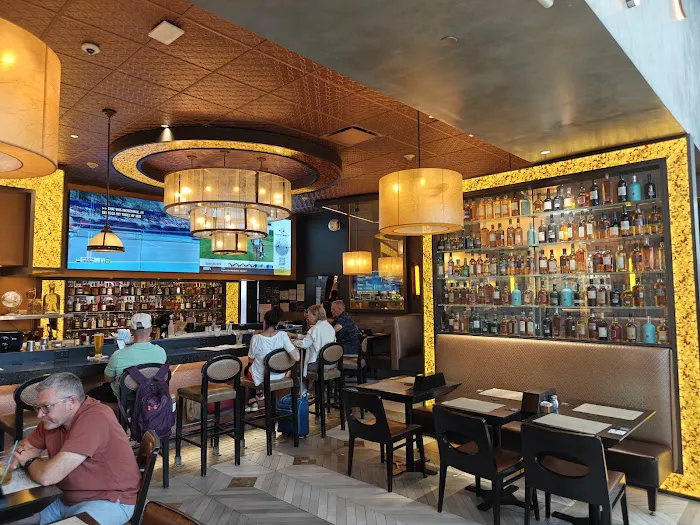 Vesper Tavern Picture 3