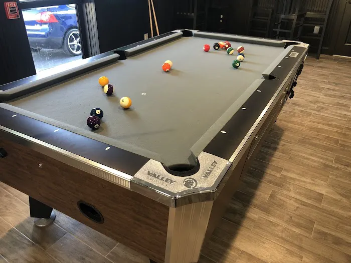 Tankys Bar & Grill Picture 1