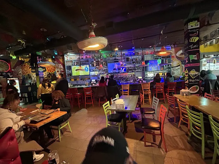 El Chingon Tex-Mex Restaurante & Bar Picture 6