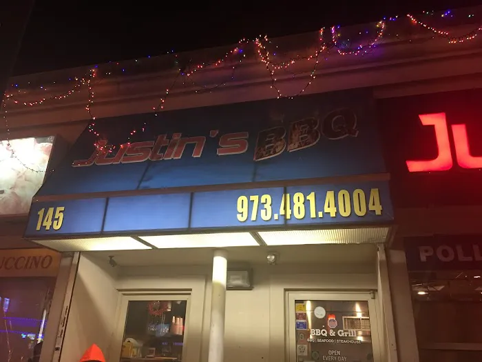 Justins BBQ Picture 5