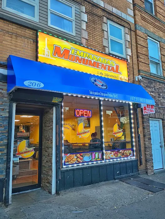 Empanadas Monumental Picture 1