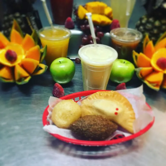 Empanadas Monumental Picture 5