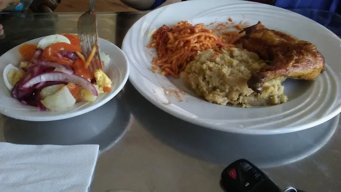 La Farandula Picture 4