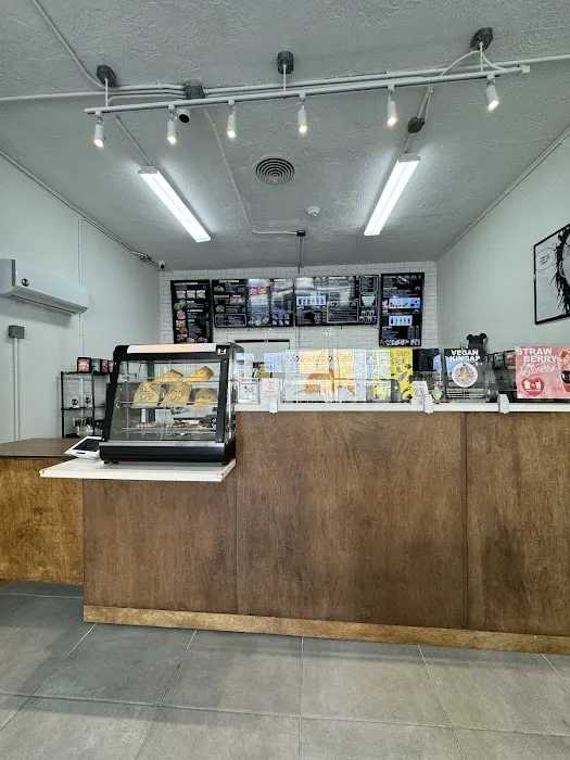 CRISPY & BOBA Picture 6