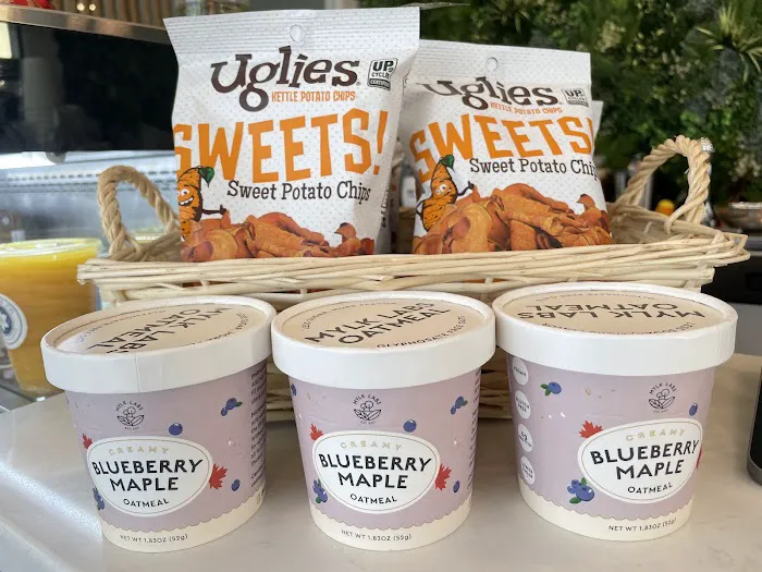 KANELA & CO. - COFFEE & PLANTS Picture 8