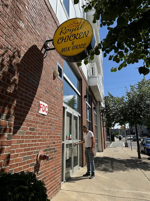 Red Royal Chicken & Mix Grill Picture 6