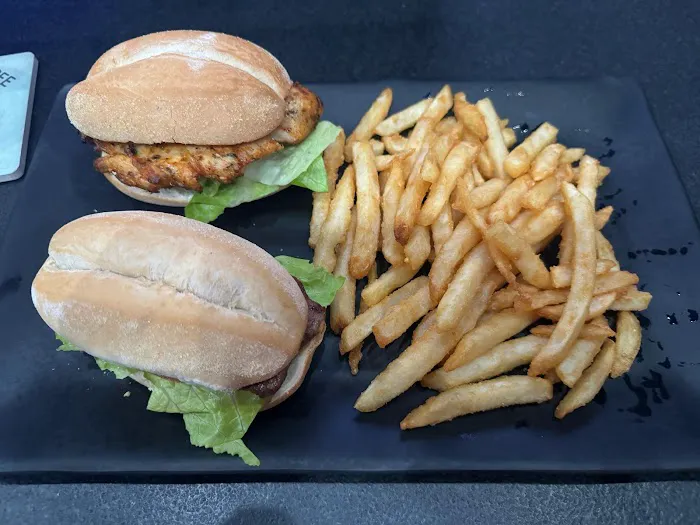 Envy Bar & Grille Picture 10