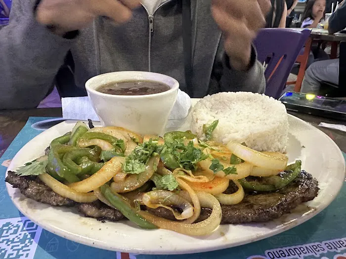 Restaurante Salvadoreño Las Canastillas Picture 7