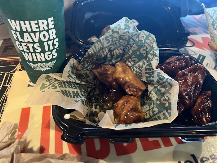 Wingstop Picture 7