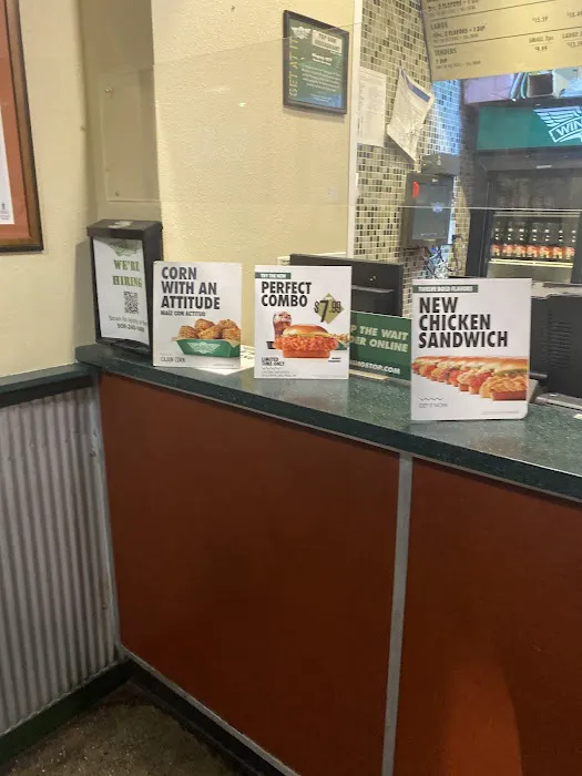Wingstop Picture 10