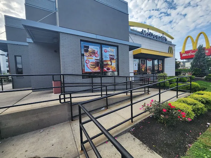 McDonald's Picture 5