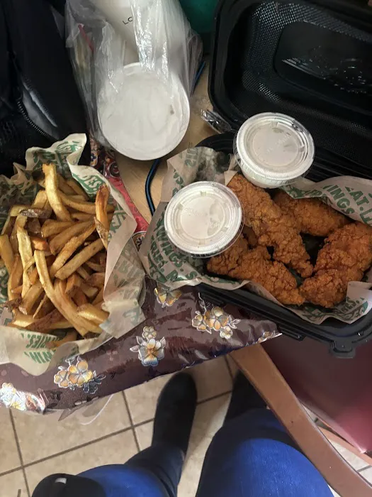 Wingstop Picture 8