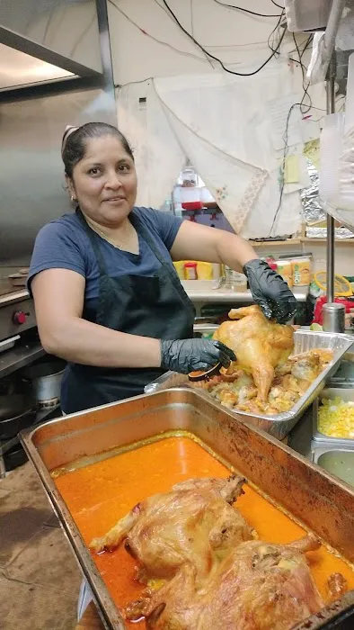 Restaurante Ecuatoriano Virgen de la Nube Picture 4