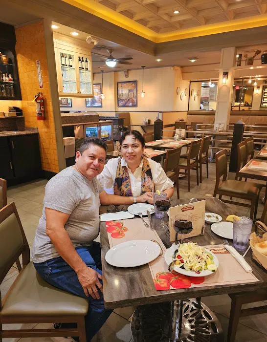 La Piazza Westbury Picture 3