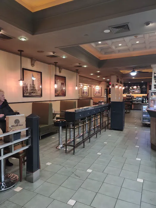 La Piazza Westbury Picture 8