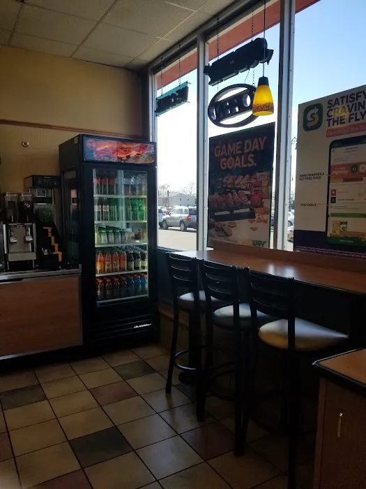 Subway - East Meadow - 57290 Picture 5
