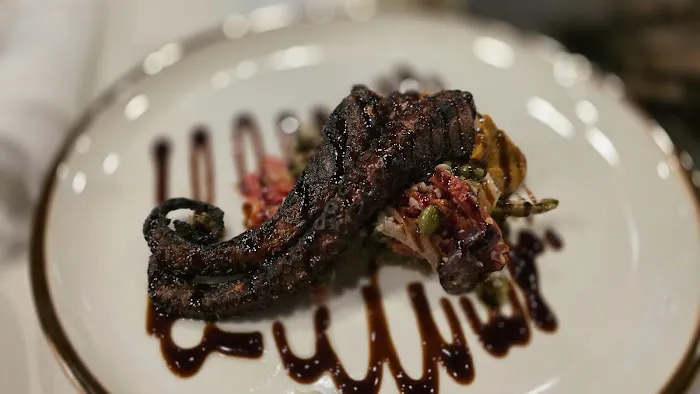 The Guest House Bar & Bistro Picture 3