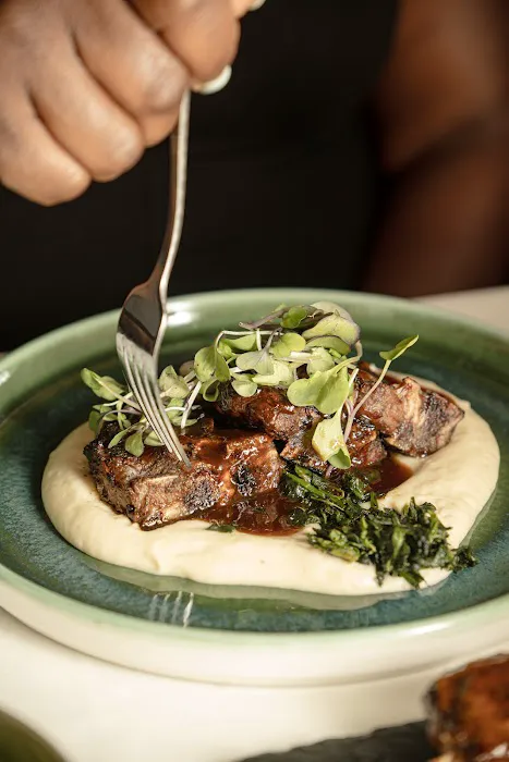 The Guest House Bar & Bistro Picture 10