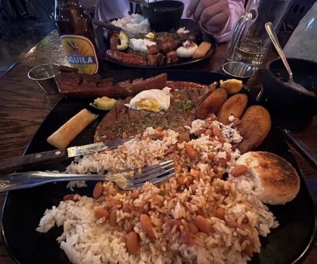 Sabor a Colombia Restaurant & Bar Levittown