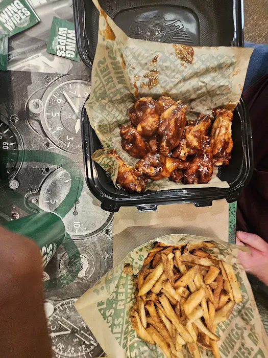 Wingstop Picture 10