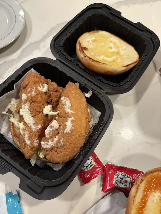 ATL Wing Spot Picture 1