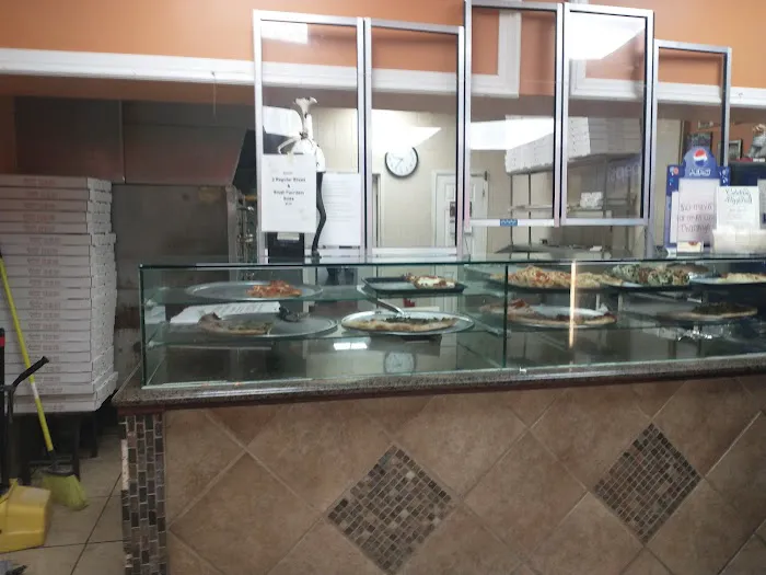 Calabria Pizzeria Picture 6