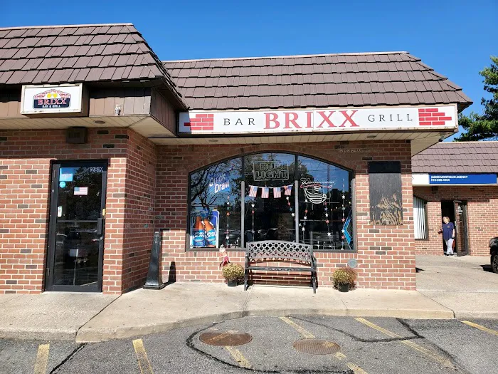 Brixx Bar and Grill Picture 2