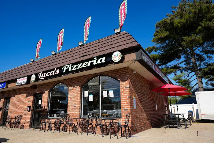 Famous Lucas Pizzeria Picture 4