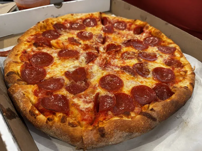 The Meadow Pizzeria Picture 3