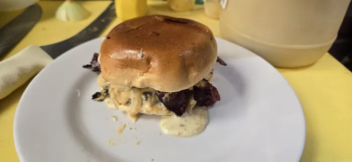 Chick N Burgers Picture 1