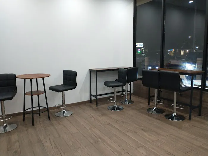 Mac Shawarma Picture 4