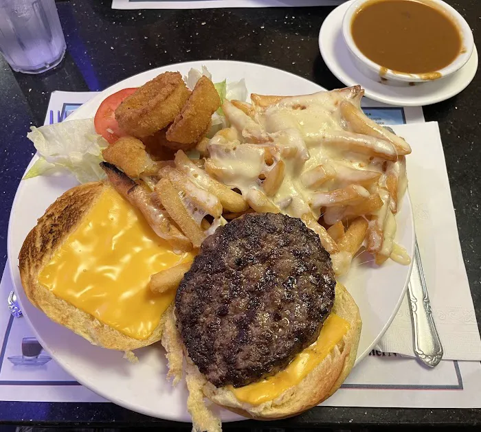 Apollo Restaurant Diner Picture 4