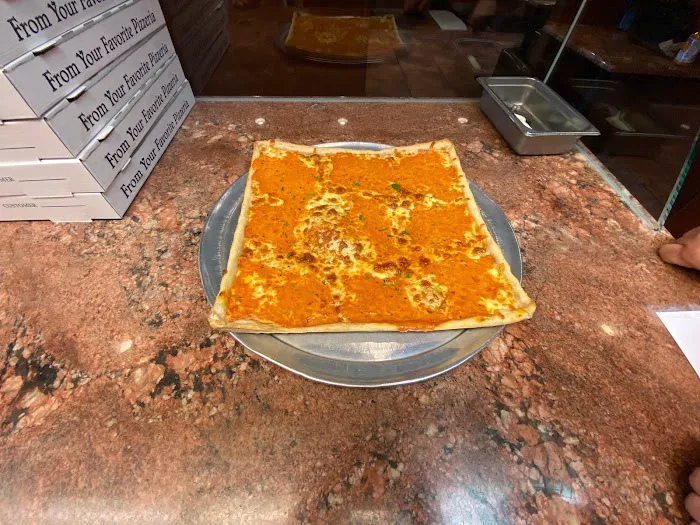 Ciro's Pizza Picture 7