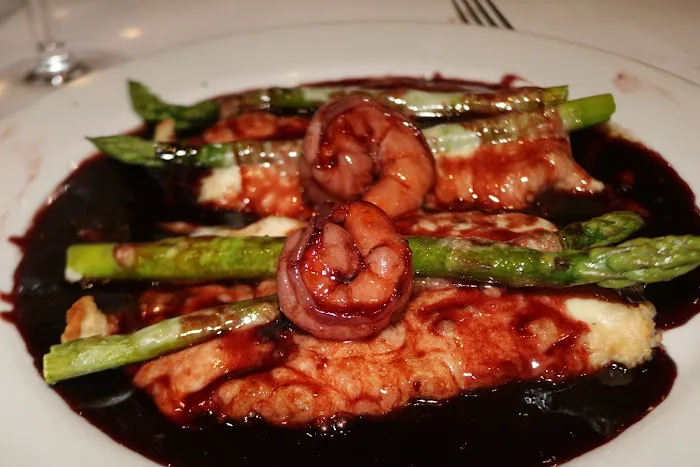 Riella's Homestyle Picture 1