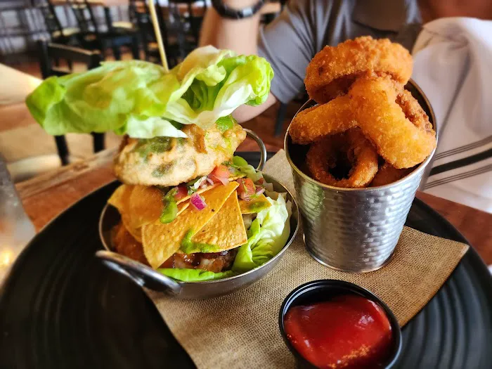 317 Main Street Picture 2