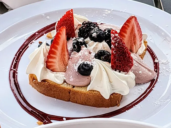 317 Main Street Picture 6