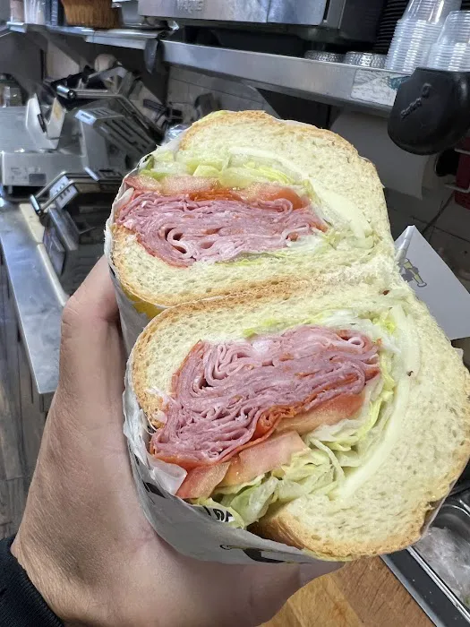 Pantano's Gourmet Eats Uniondale Picture 4