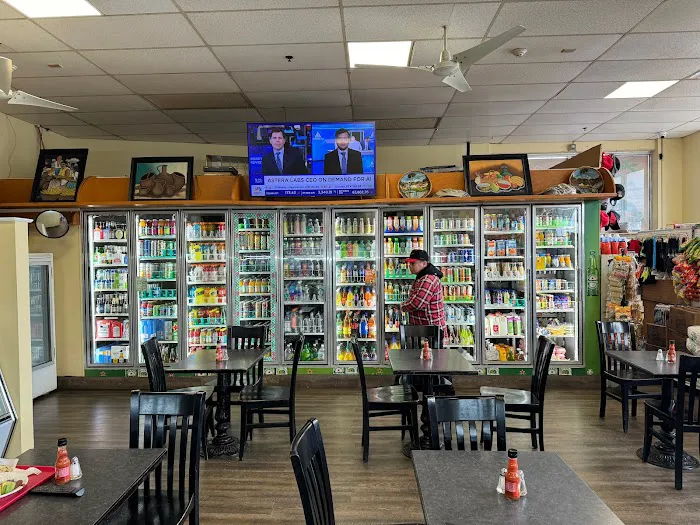 La Cabaña Deli and Minimarket Picture 2