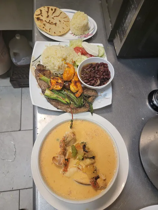 Restaurante Cuscatlan Picture 4