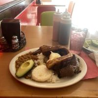 Punto Rojo Bakery Uniondale ico