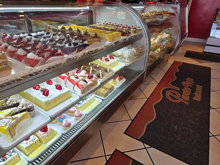 Punto Rojo Bakery Uniondale Picture 10