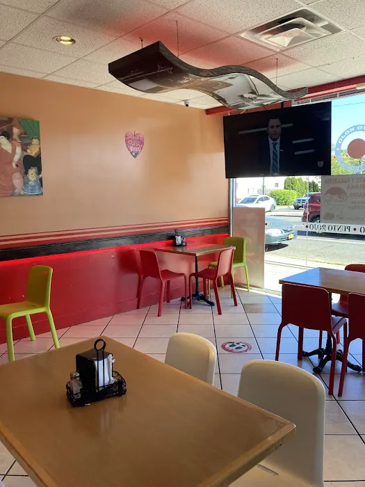 Punto Rojo Bakery Uniondale Picture 5