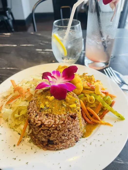 Blaze Bar & Grill Picture 4