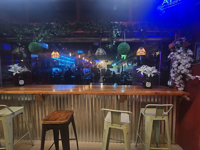 Mariachi Mexican Cantina Picture 4