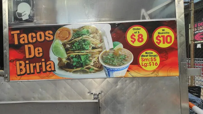 Tacos El Pinguino Picture 3